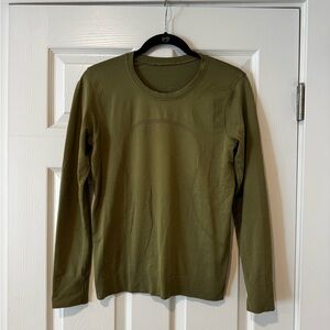 Lululemon Swiftly Relaxed Long-Sleeve Shirt Hip Length